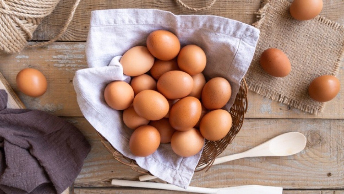 Trong trứng chứa nhiều protein cao cấp, choline, lutein